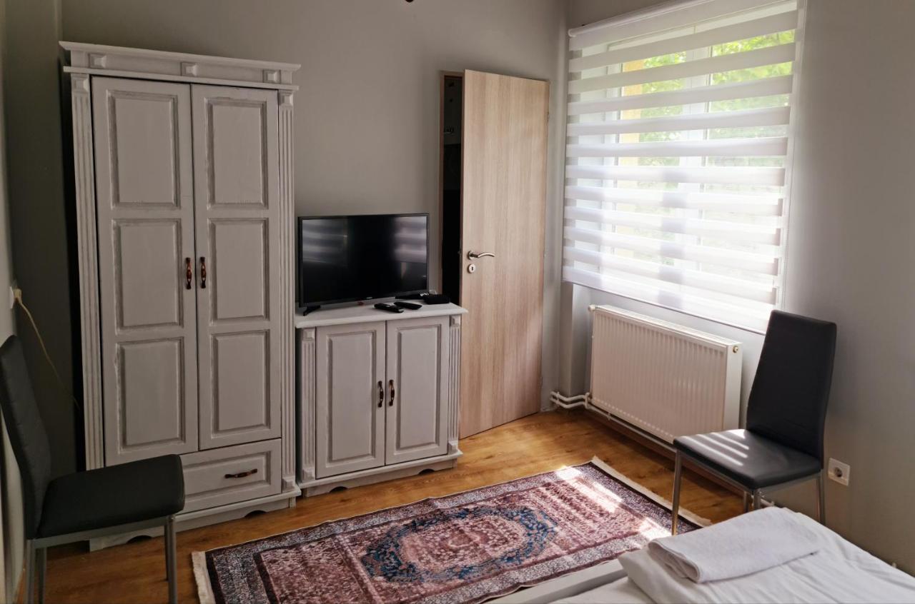 Huerrem Apartman Eger Ngoại thất bức ảnh